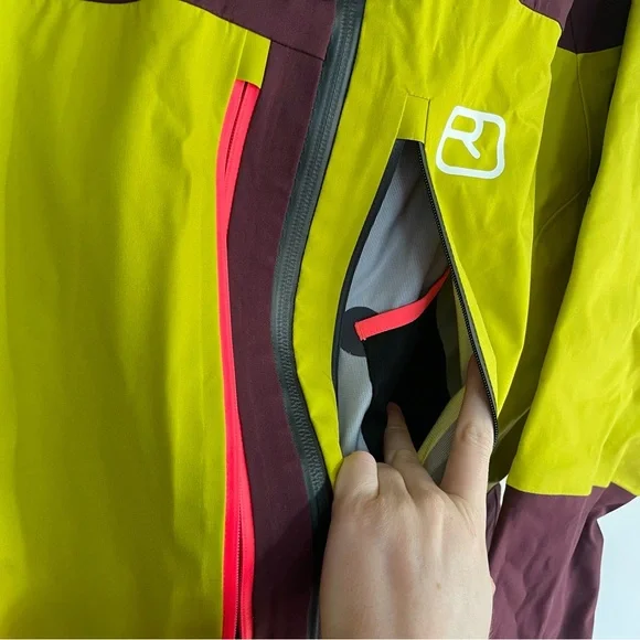 NWT Ortovox Women 3L Gaurdian Shell Jacket Dark Wine Green Outdoors Merino L - Picture 7 of 15